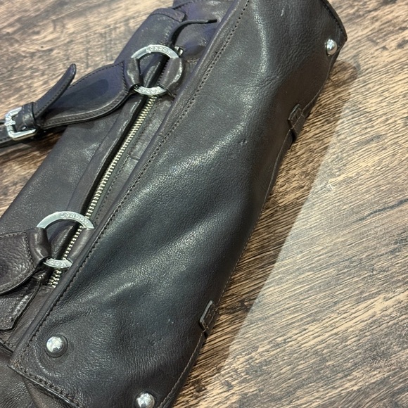 Brown Leather Messenger Bag with Distressed Finish and Detachable Strap - Picture 2 of 7